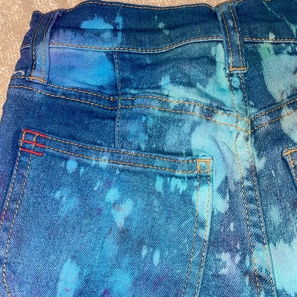 Urban outfitters up cycled denim, size 25 one-of-a-kind handmade shorts - Picture 7 of 8